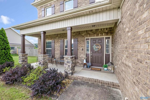 76 Nicole Drive, Decatur, AL 35603