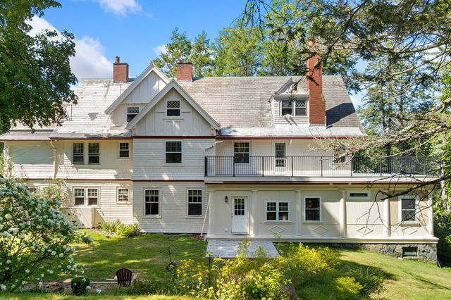 56 Vinton Street 4, Melrose, MA 02176
