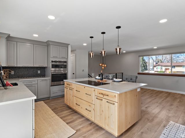 852 E DUSTY ROCK PL, Sandy, UT 84094