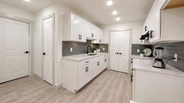 2126 Marfa Avenue, Dallas, TX 75216