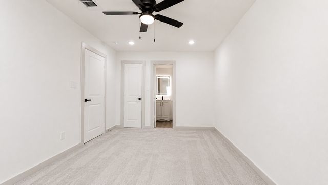 2126 Marfa Avenue, Dallas, TX 75216