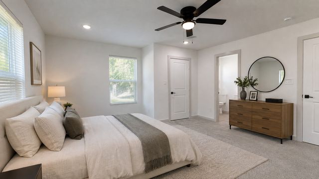 2126 Marfa Avenue, Dallas, TX 75216
