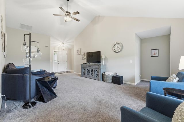 5218 Pigeon Creek Court, Fort Wayne, IN 46825