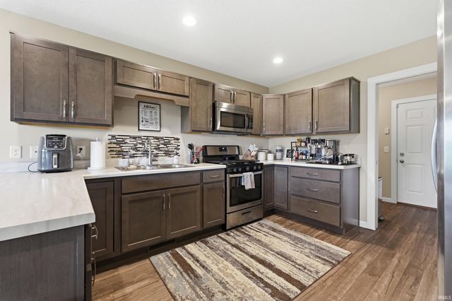5218 Pigeon Creek Court, Fort Wayne, IN 46825