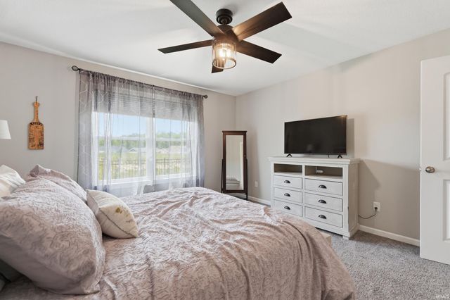 5218 Pigeon Creek Court, Fort Wayne, IN 46825