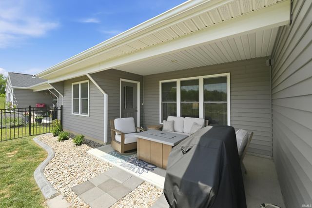 5218 Pigeon Creek Court, Fort Wayne, IN 46825