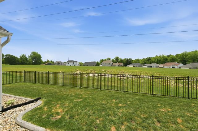 5218 Pigeon Creek Court, Fort Wayne, IN 46825