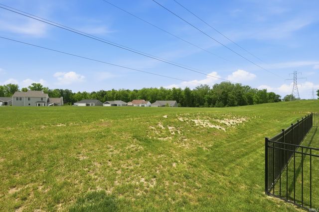 5218 Pigeon Creek Court, Fort Wayne, IN 46825
