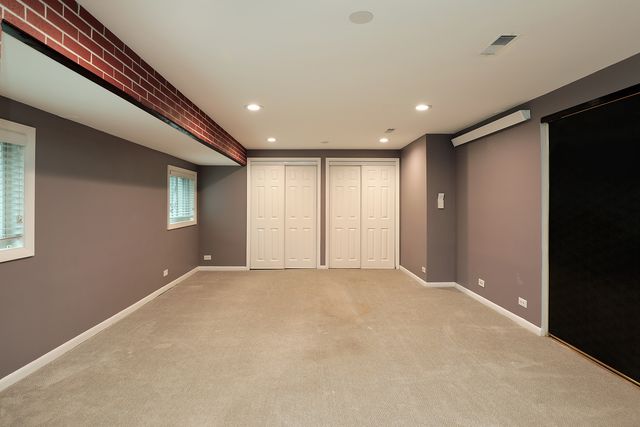 1150 Meadow Road, Northbrook, IL 60062