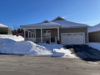 61 Spring Hill Dr 61, Uxbridge, MA 01569