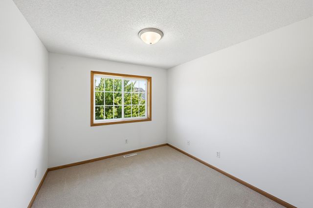 17471 Gettysburg Way, Lakeville, MN 55044
