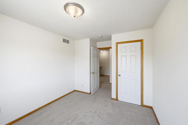 17471 Gettysburg Way, Lakeville, MN 55044