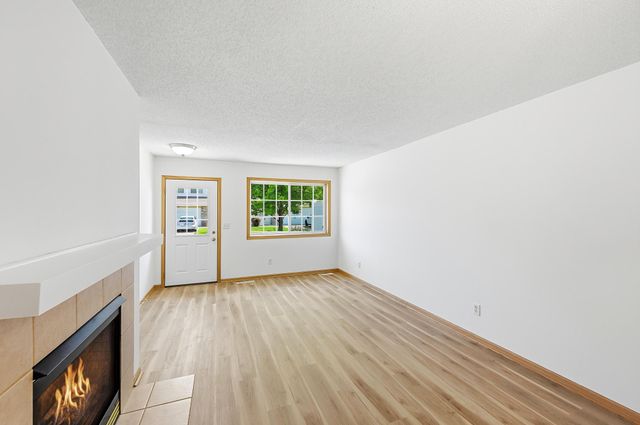 17471 Gettysburg Way, Lakeville, MN 55044