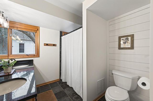2084 4th Street, White Bear Lake, MN 55110