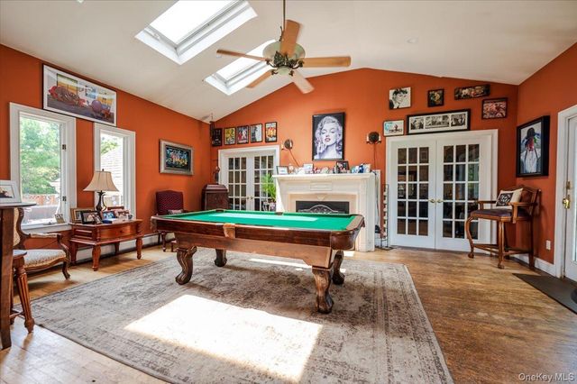 35 Cooke Avenue, Holtsville, NY 11742
