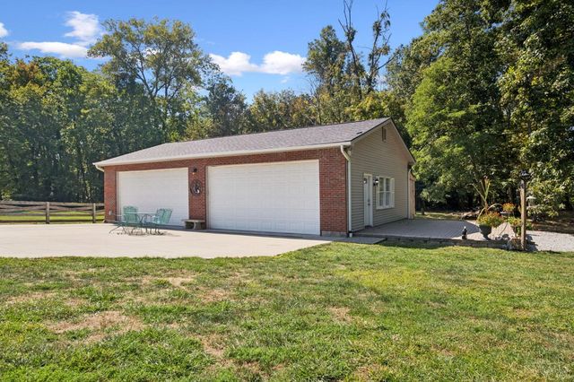 882 Quailwoods Drive, Loveland, OH 45140