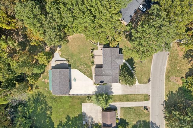 882 Quailwoods Drive, Loveland, OH 45140