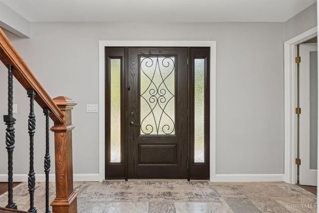 882 Quailwoods Drive, Loveland, OH 45140