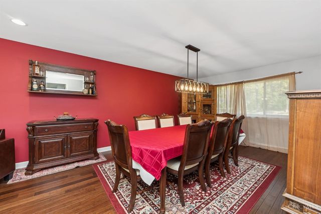 882 Quailwoods Drive, Loveland, OH 45140