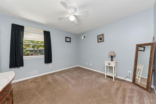 882 Quailwoods Drive, Loveland, OH 45140