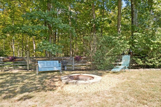 882 Quailwoods Drive, Loveland, OH 45140