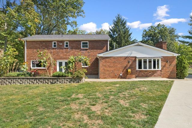 882 Quailwoods Drive, Loveland, OH 45140