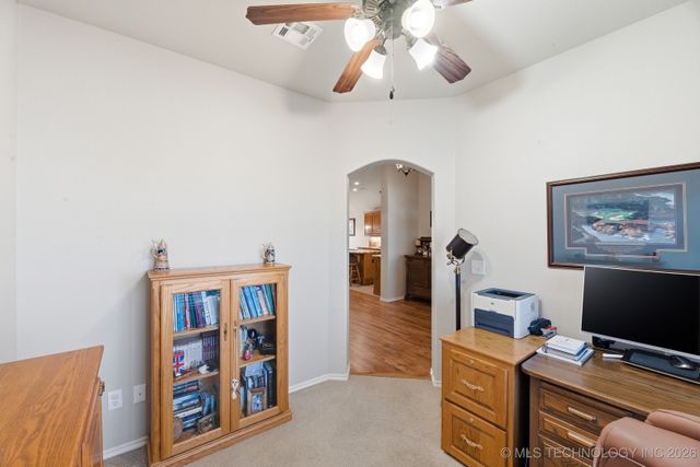 3104 S Tamarack Avenue, Broken Arrow, OK 74012