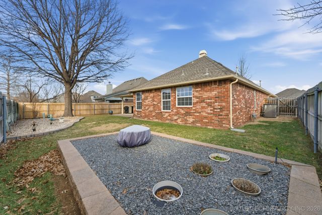 3104 S Tamarack Avenue, Broken Arrow, OK 74012