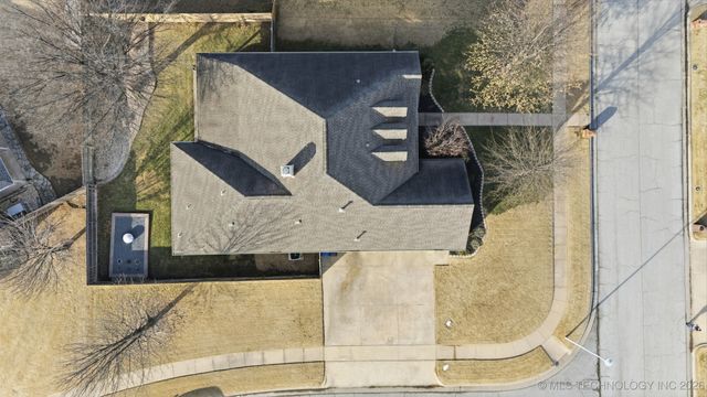 3104 S Tamarack Avenue, Broken Arrow, OK 74012