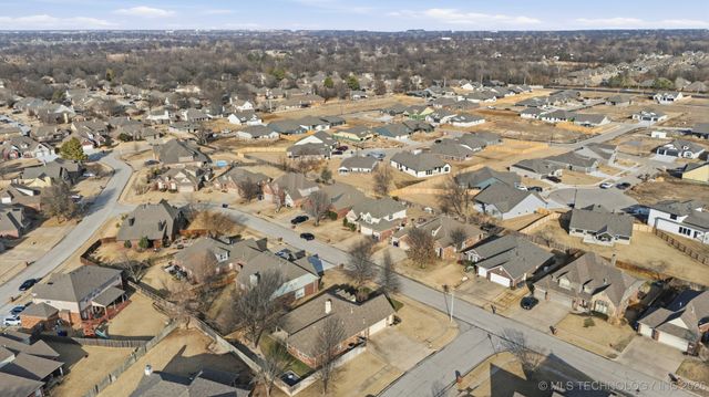 3104 S Tamarack Avenue, Broken Arrow, OK 74012