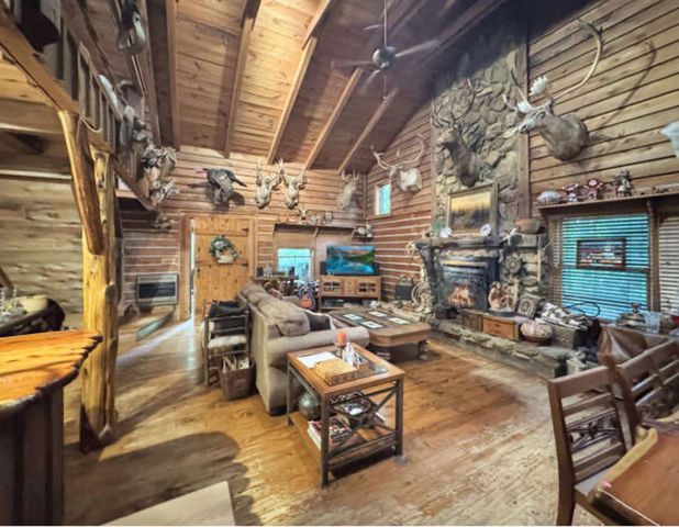 268 Sugar Maple Dr, Dover, TN 37058