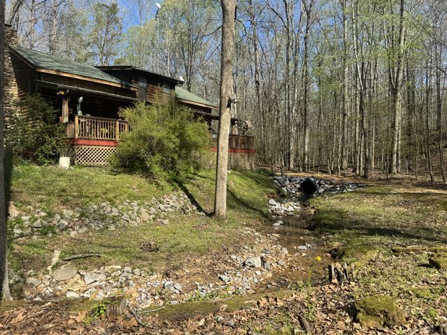268 Sugar Maple Dr, Dover, TN 37058