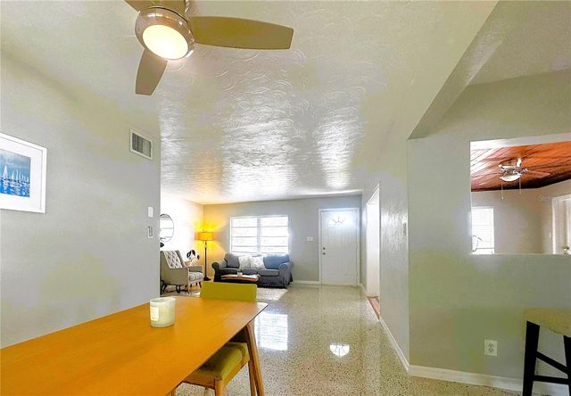 8017 CARDINAL DRIVE, Tampa, FL 33617