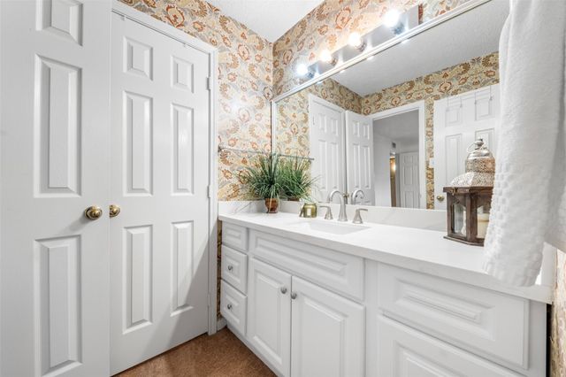 6701 Sands Point Drive 61, Houston, TX 77074