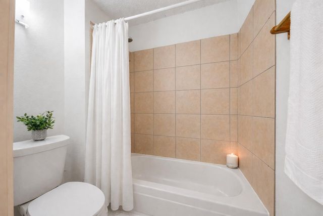 6701 Sands Point Drive 61, Houston, TX 77074