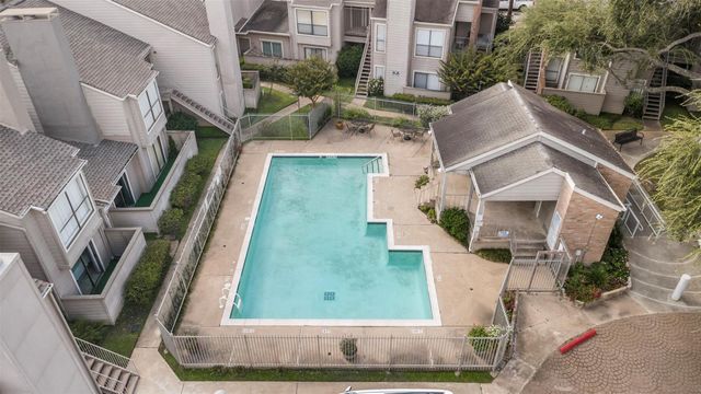 6701 Sands Point Drive 61, Houston, TX 77074
