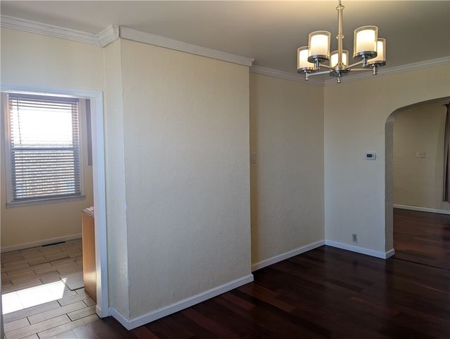 1533 Orangewood Ave, Beechview, PA 15216