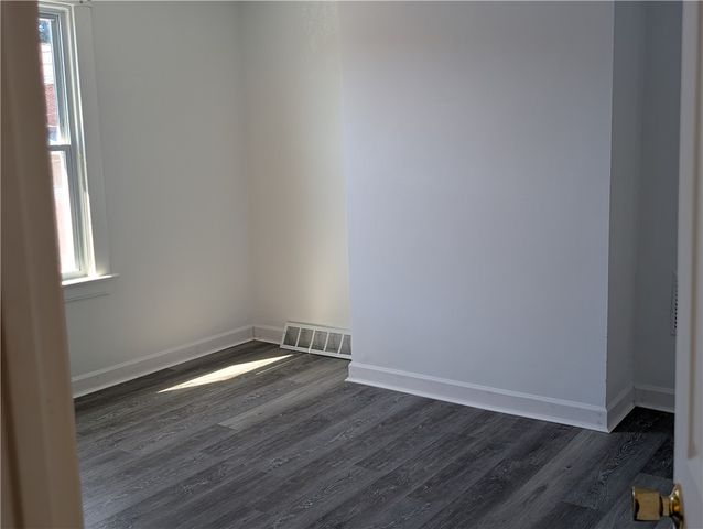 1533 Orangewood Ave, Beechview, PA 15216