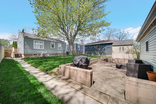 133 N Delaware Street, Hobart, IN 46342