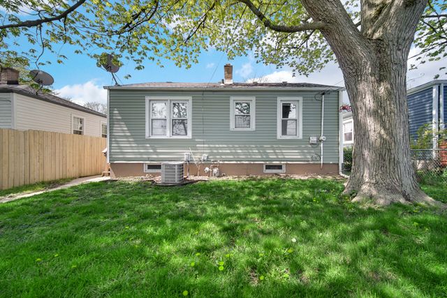 133 N Delaware Street, Hobart, IN 46342