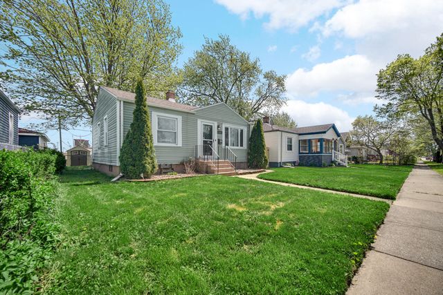 133 N Delaware Street, Hobart, IN 46342