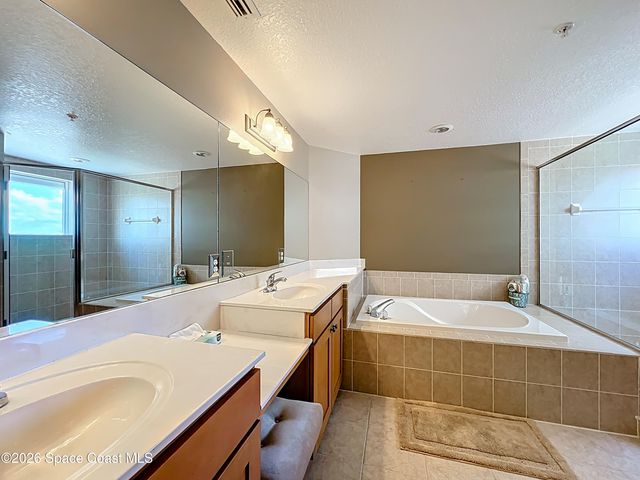 110 Warsteiner Way 301, Melbourne Beach, FL 32951