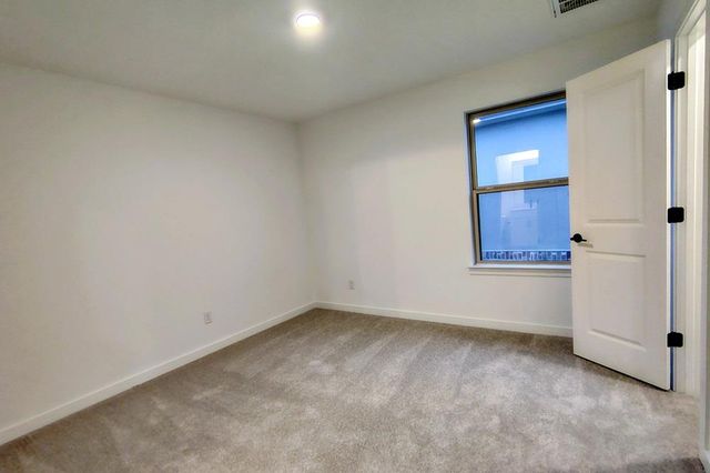 1817 Spring Mountain CV, Georgetown, TX 78628