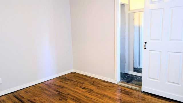 32 E Main Street, Ash Flat, AR 72513