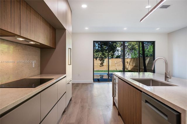 281 NW 52nd St 281, Miami, FL 33127