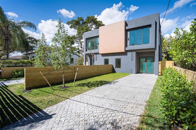281 NW 52nd St 281, Miami, FL 33127