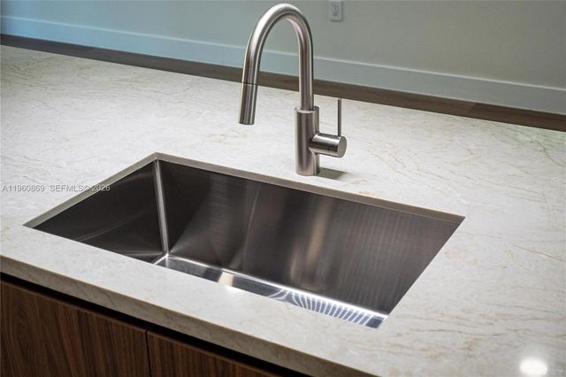 281 NW 52nd St 281, Miami, FL 33127