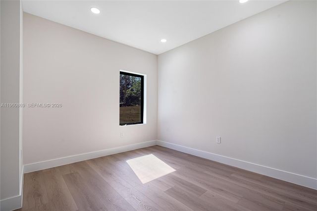 281 NW 52nd St 281, Miami, FL 33127