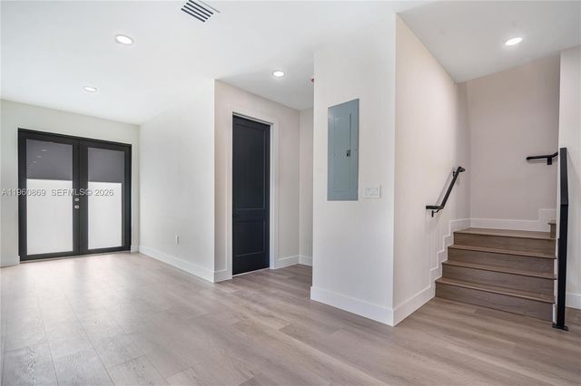 281 NW 52nd St 281, Miami, FL 33127