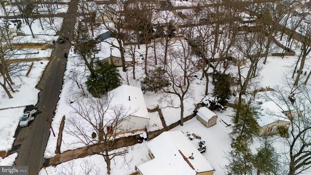 16 E WOODBURN AVE, Pine Hill, NJ 08021